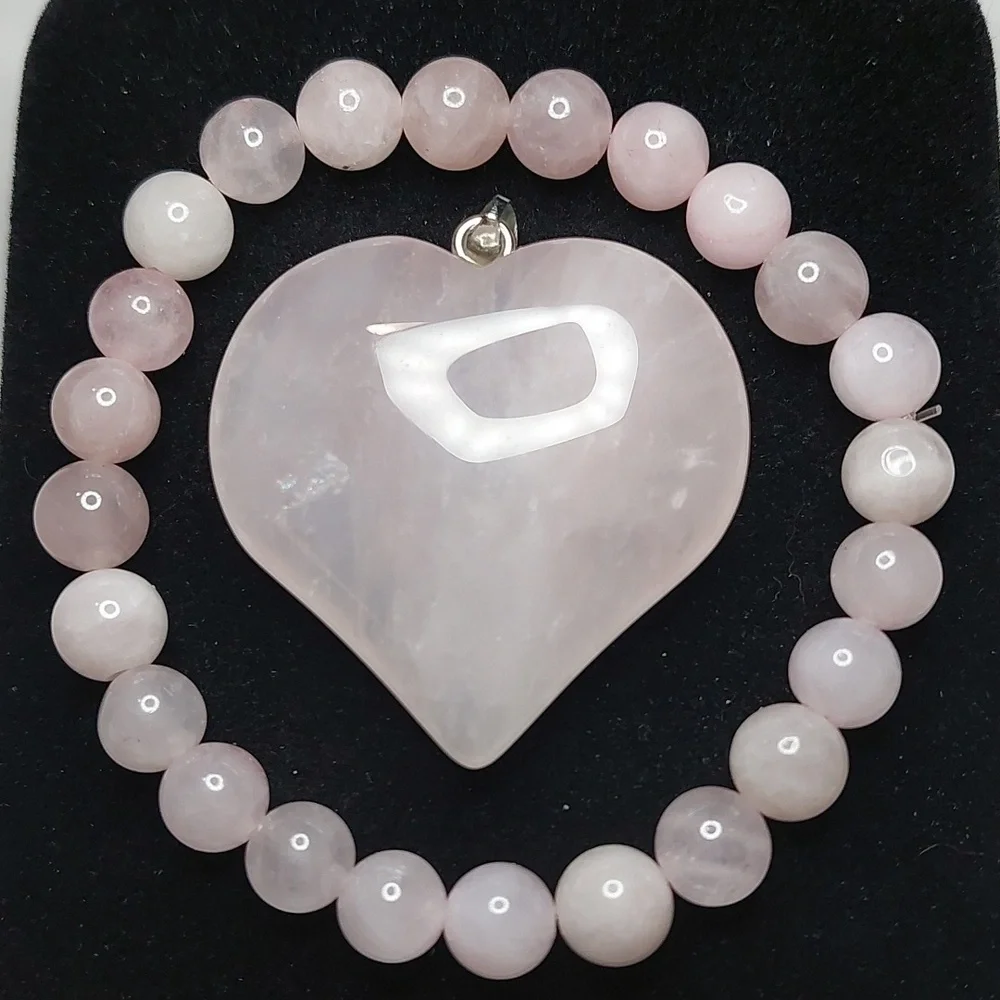 Rose Quartz stone Heart Pendant and Rose Quartz stone 8mm bead bundle #1 - Picture 3 of 7